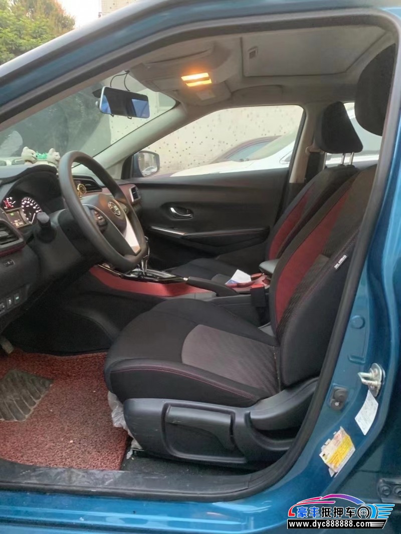 17年日产蓝鸟轿车抵押车出售