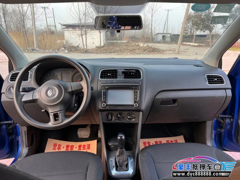 13年大众polo轿车抵押车出售