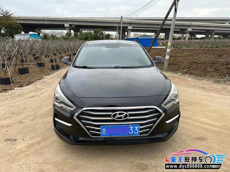 17年现代名图轿车抵押车出售