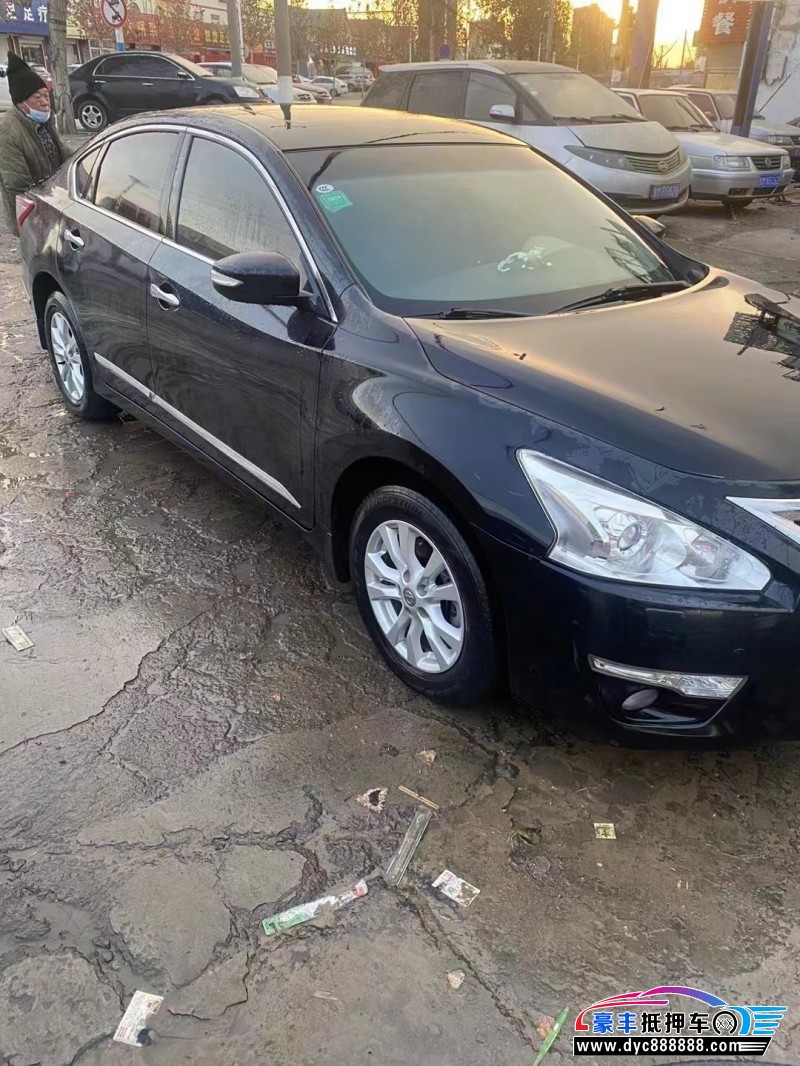 16年日产天籁轿车抵押车出售