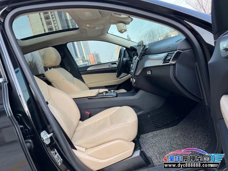 18年奔驰GLE轿车抵押车出售