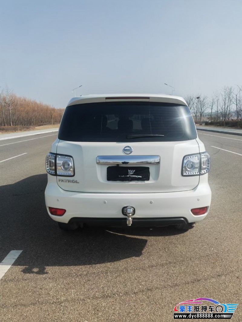 19年日产途乐轿车抵押车出售