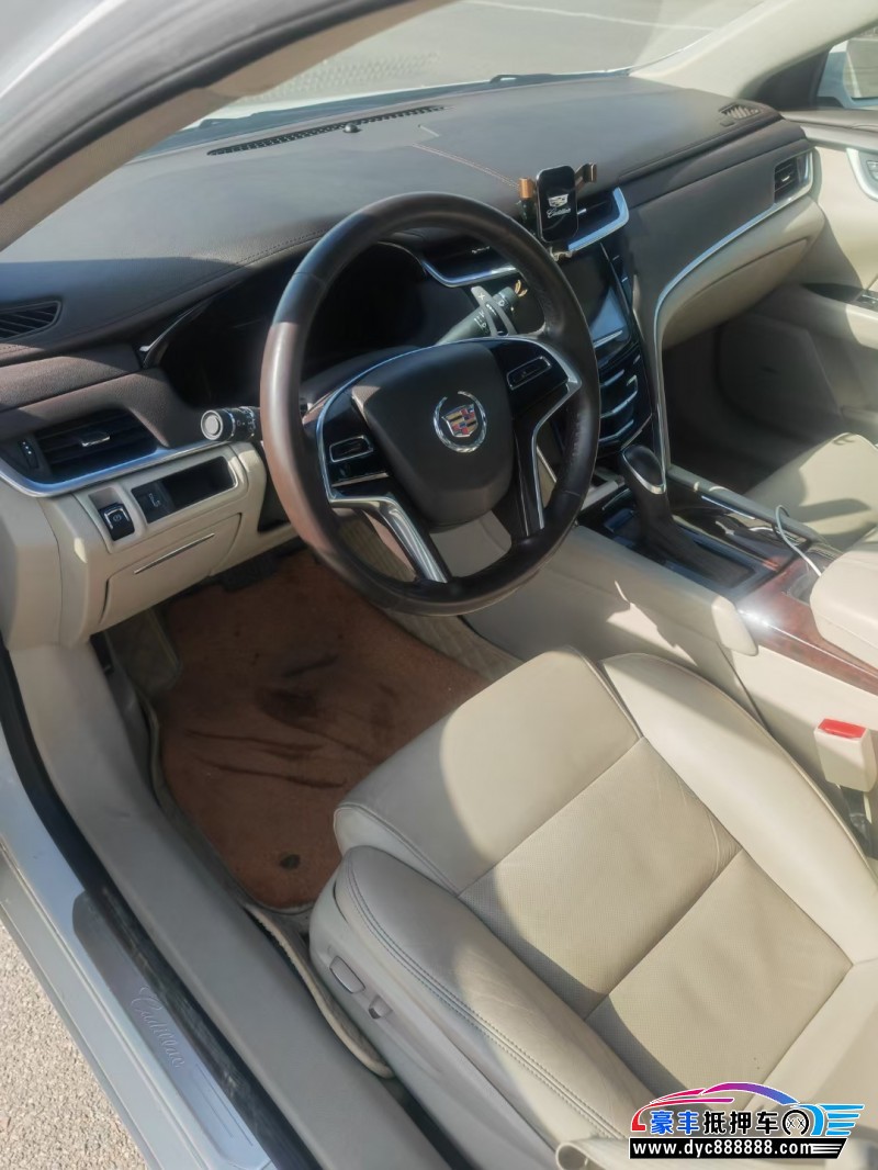 15年凯迪拉克XTS轿车抵押车出售