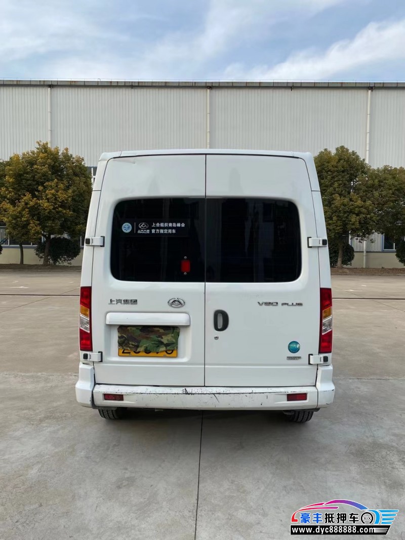 21年上汽大通V80轿车抵押车出售