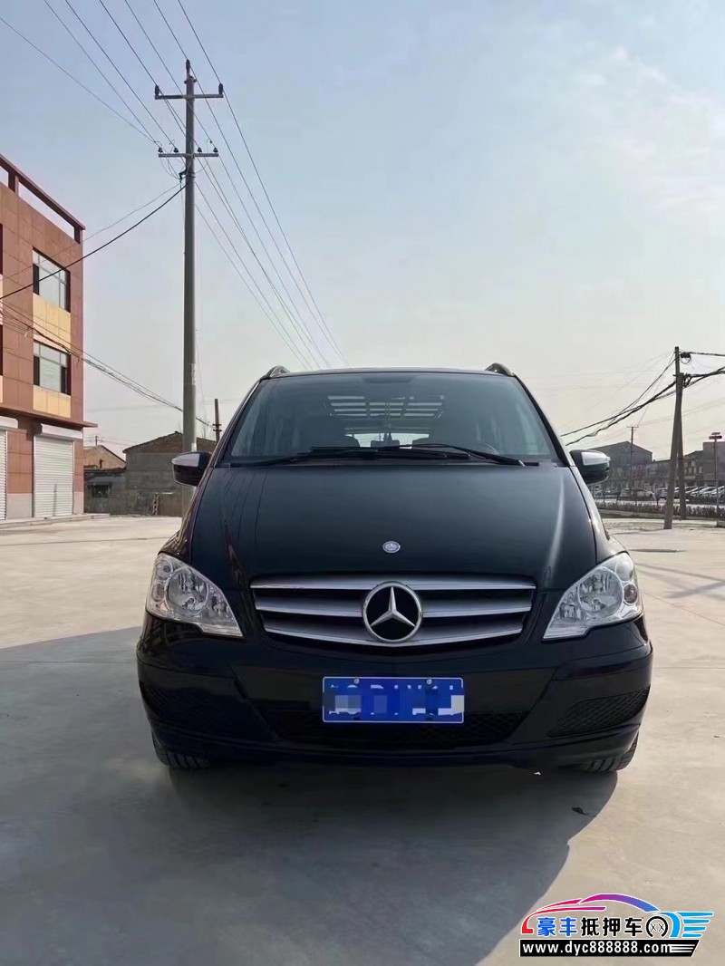 14年奔驰唯雅诺轿车抵押车出售