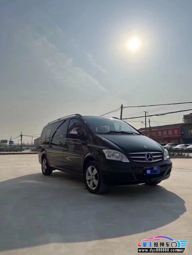 14年奔驰唯雅诺轿车抵押车出售