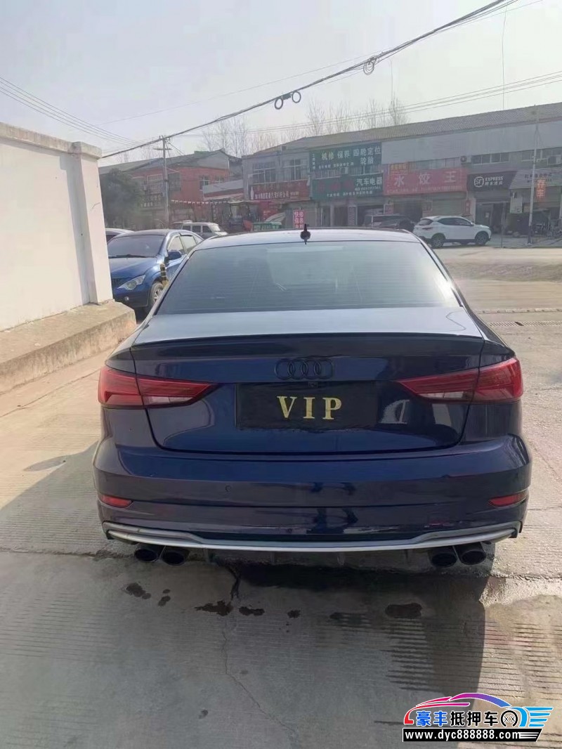 18年奥迪S3轿车抵押车出售