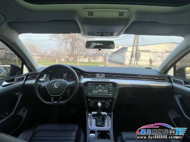 20年大众迈腾轿车抵押车出售