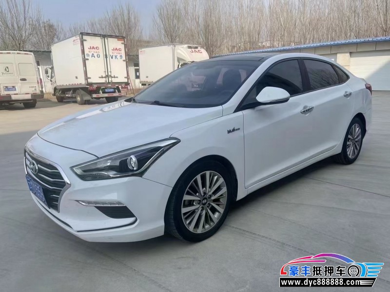 17年现代名图轿车抵押车出售