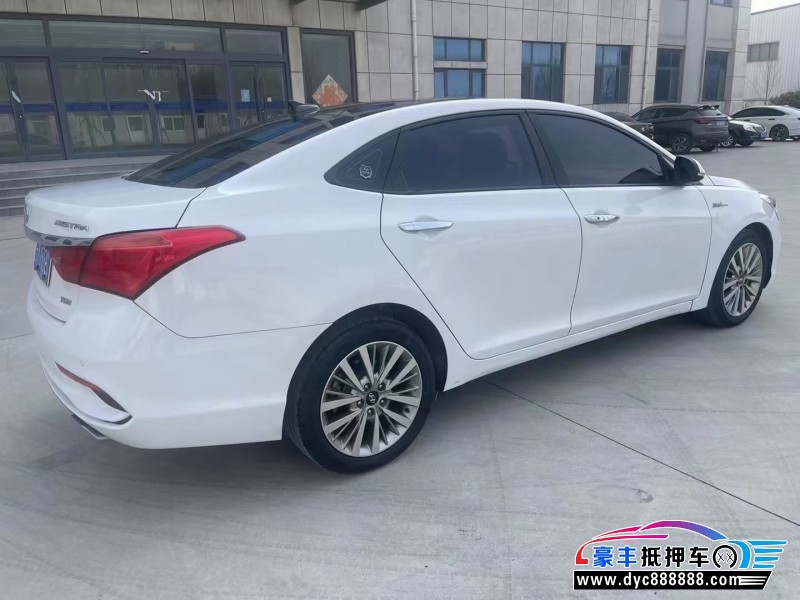 17年现代名图轿车抵押车出售