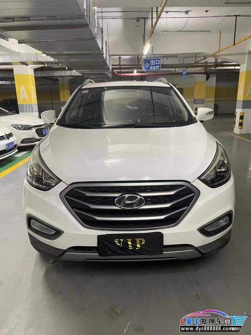 13年现代ix35SUV抵押车出售