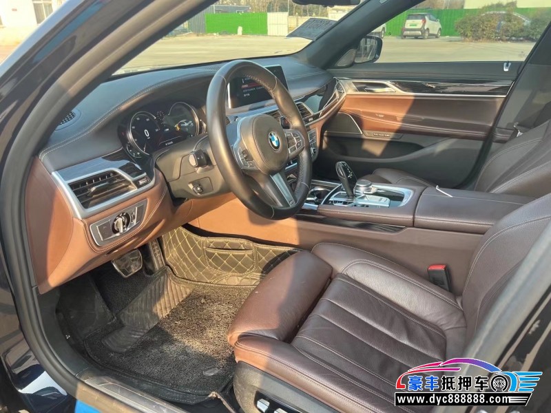 18年宝马7系轿车抵押车出售