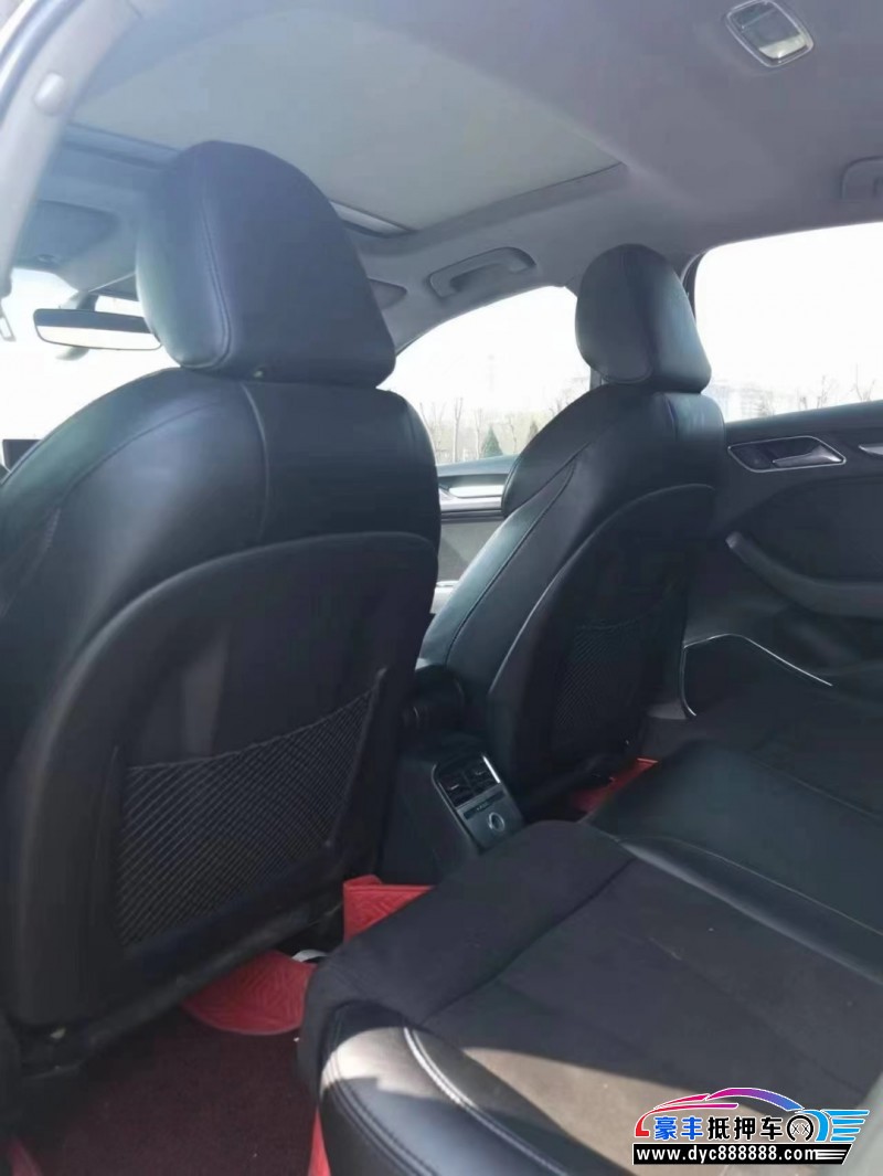 17年奥迪A3轿车抵押车出售