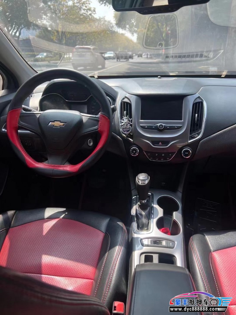 16年雪佛兰科鲁兹轿车抵押车出售