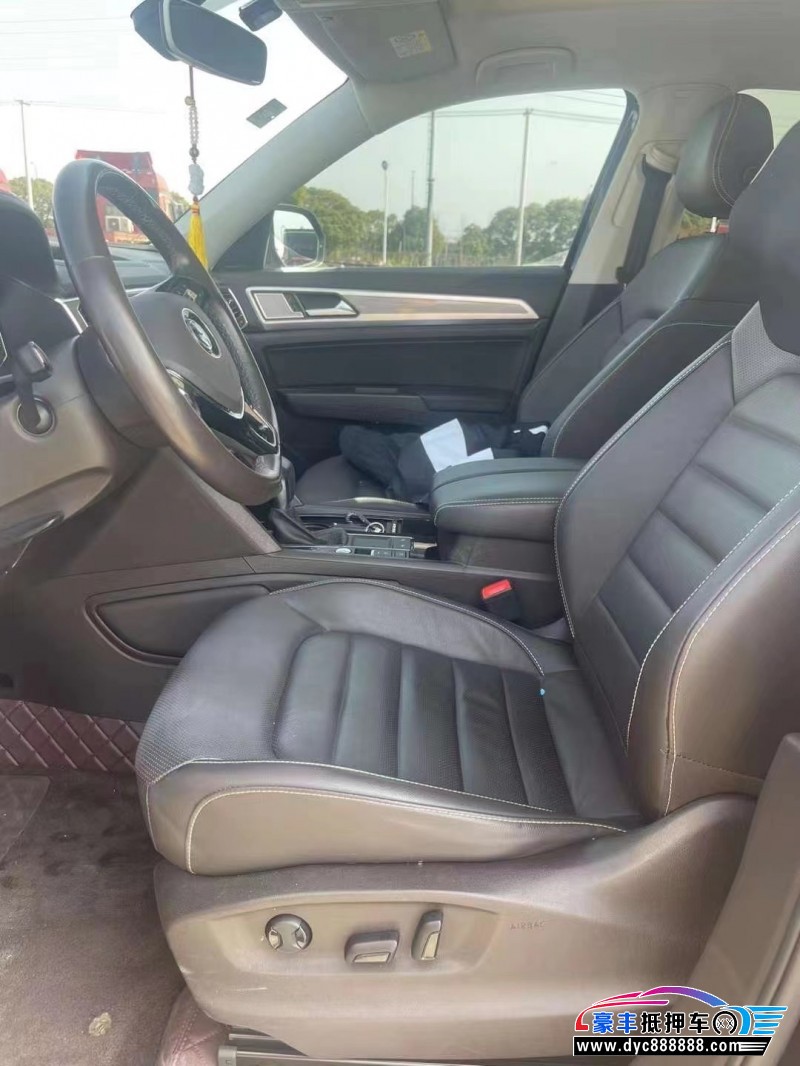 20年大众途昂轿车抵押车出售