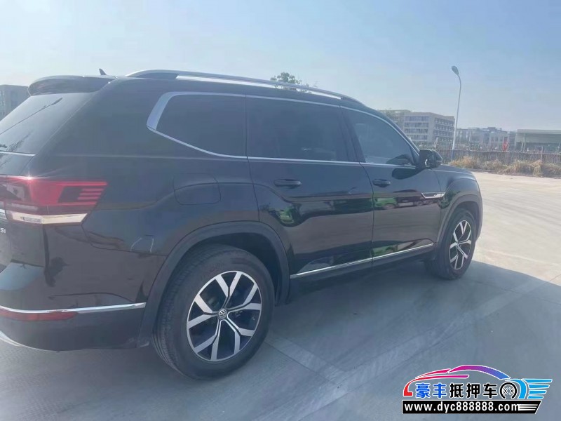 20年大众途昂轿车抵押车出售