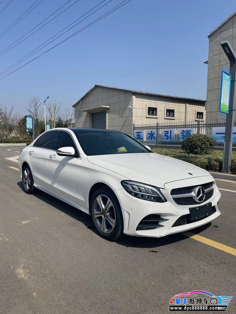 21年奔驰C轿车抵押车出售
