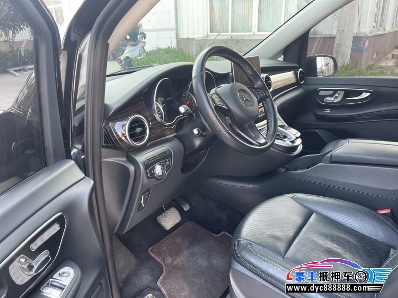 17年奔驰V级MPV抵押车出售