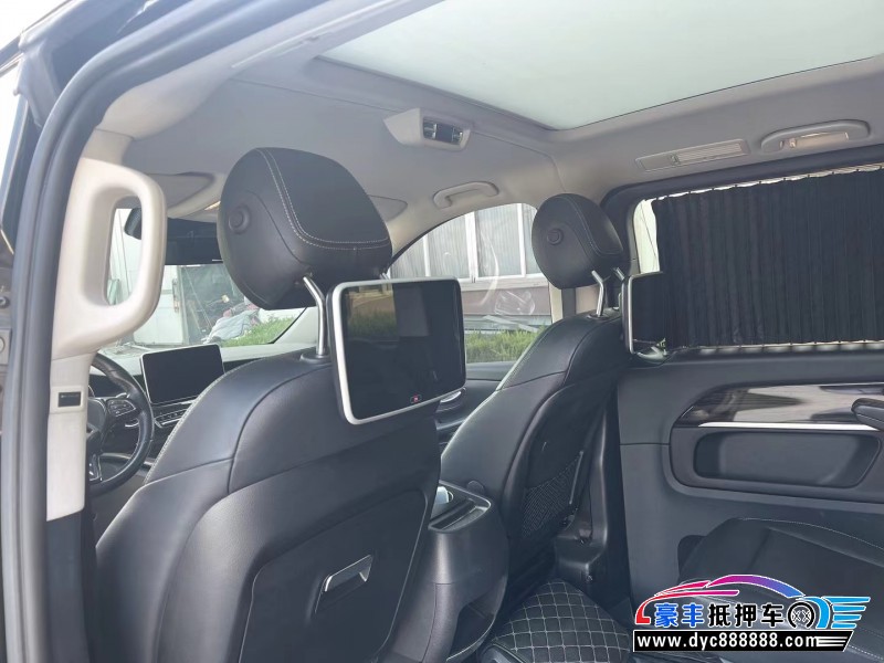 17年奔驰V级MPV抵押车出售