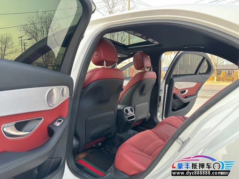 21年奔驰C级轿车抵押车出售