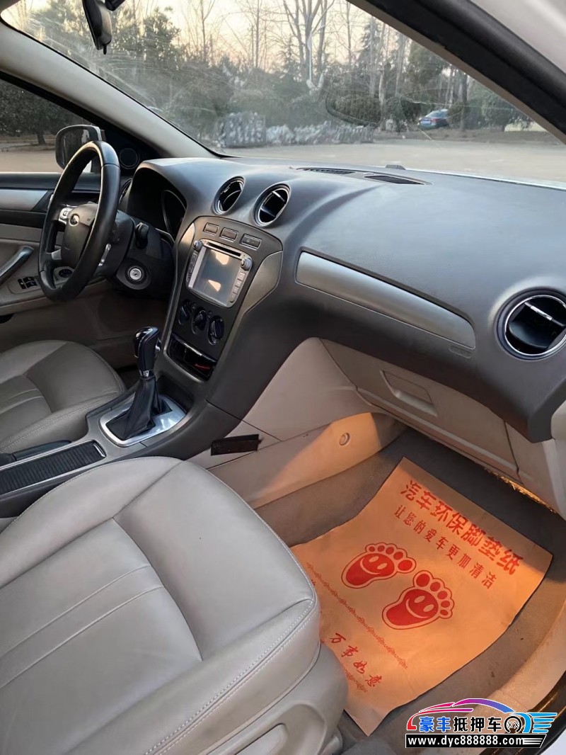 16年福特致胜轿车抵押车出售