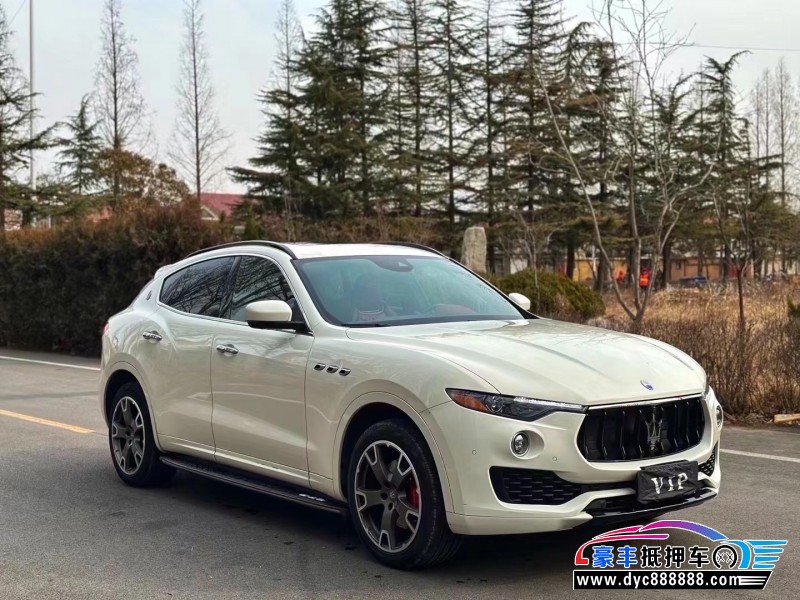 17年玛莎拉蒂莱万特轿车抵押车出售