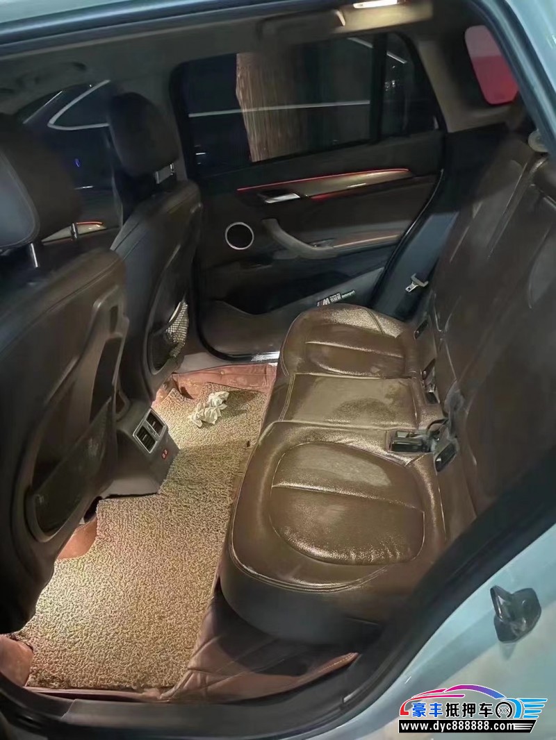 18年宝马X1SUV抵押车出售