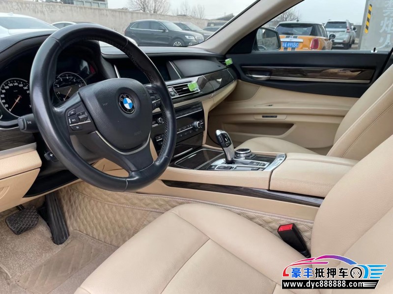 14年宝马7系轿车抵押车出售