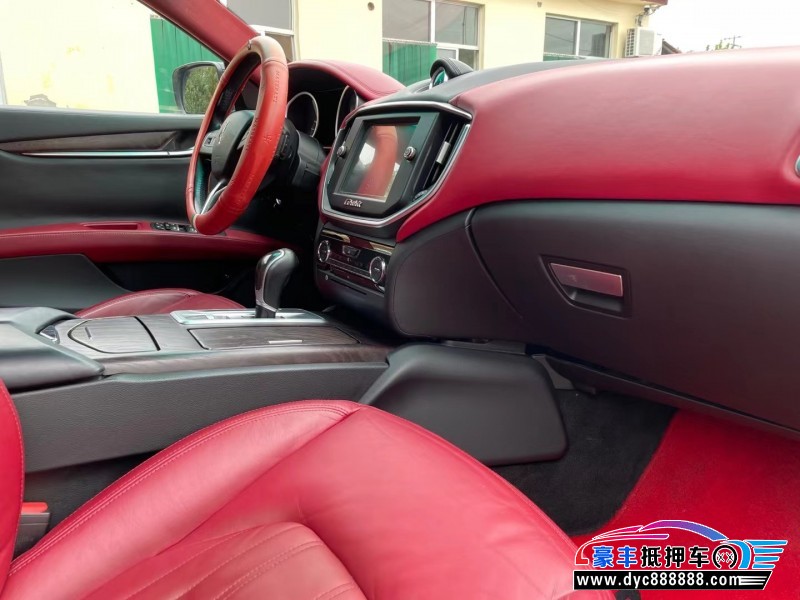 14年玛莎拉蒂Ghibli轿车抵押车出售