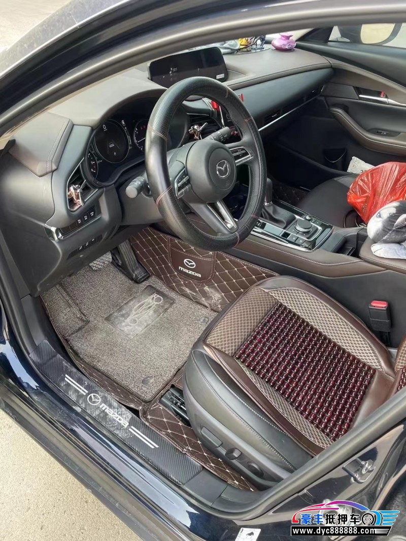 21年马自达CX-3轿车抵押车出售