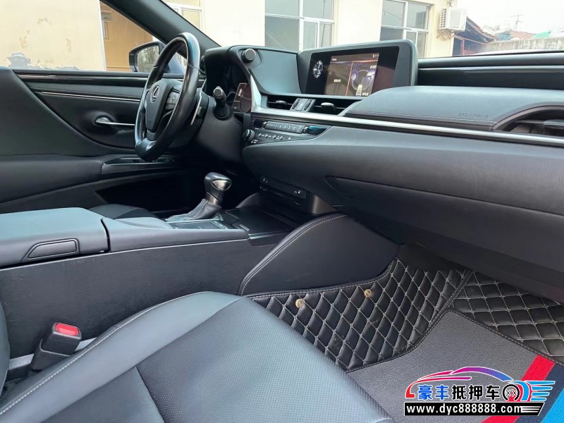 19年雷克萨斯ES轿车抵押车出售