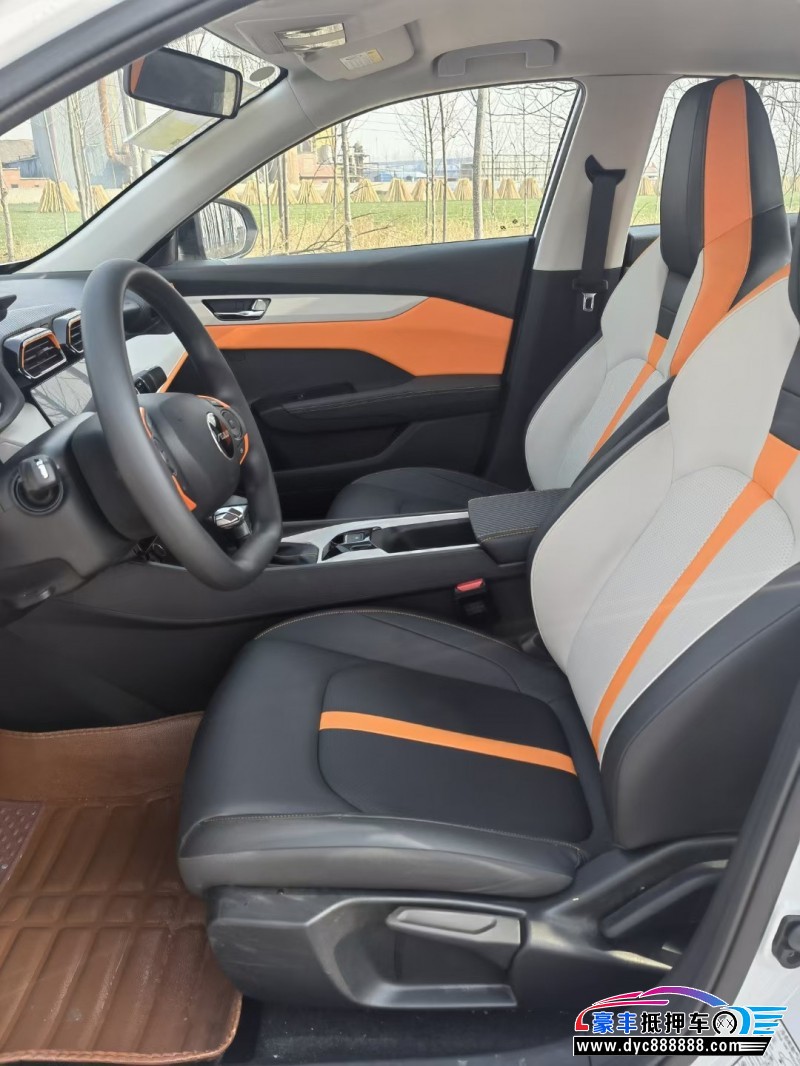 23年东风风神奕炫轿车抵押车出售