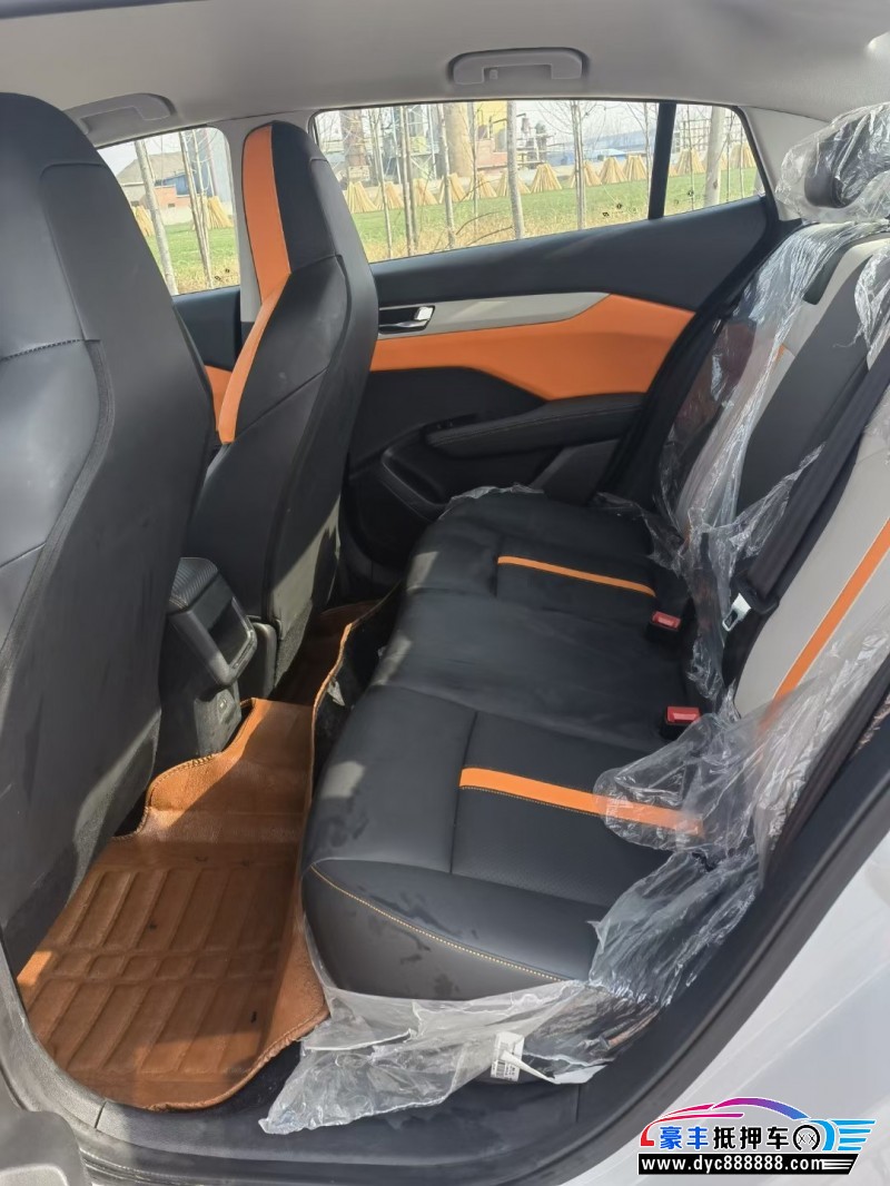 23年东风风神奕炫轿车抵押车出售