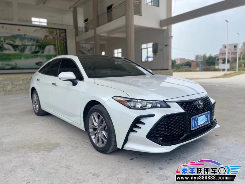 22年丰田亚洲龙轿车抵押车出售