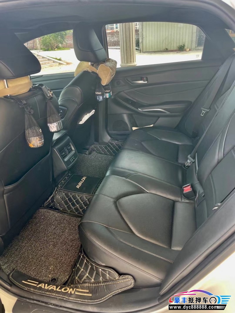 22年丰田亚洲龙轿车抵押车出售