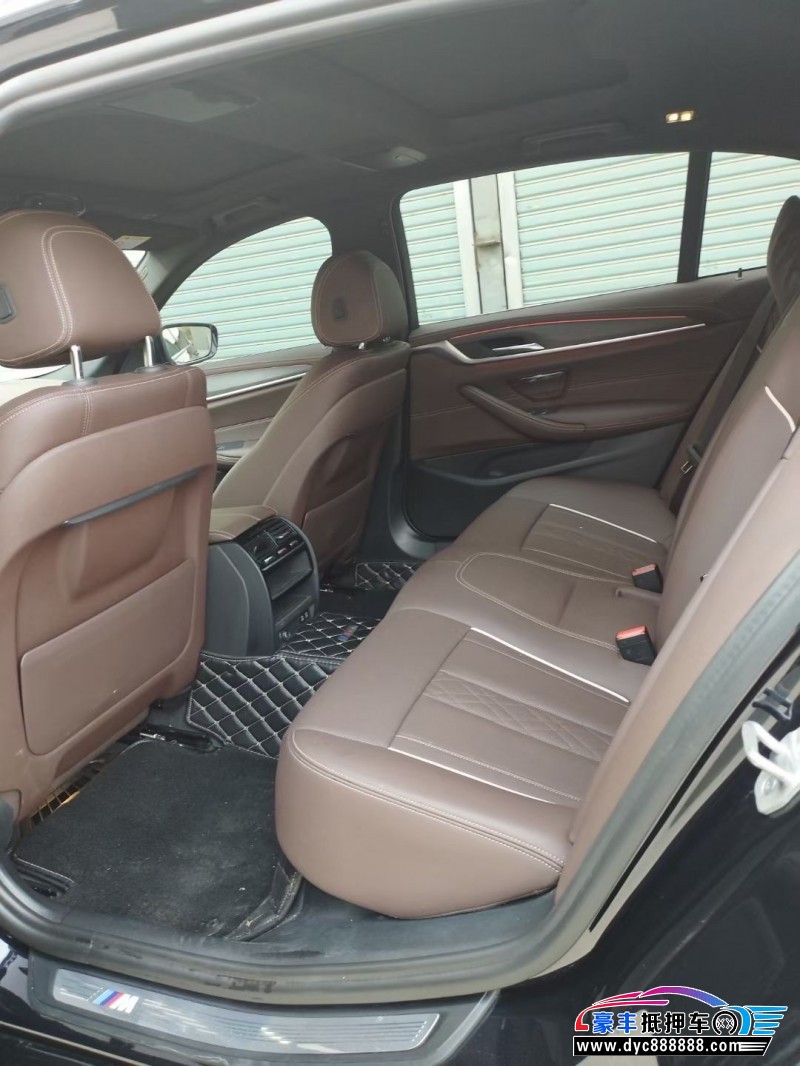 21年宝马5系轿车抵押车出售