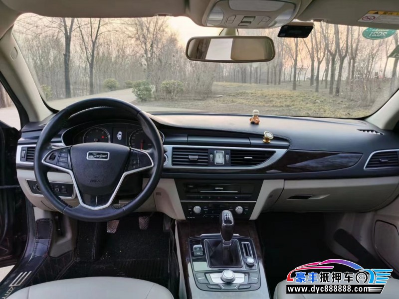 17年众泰Z700轿车抵押车出售