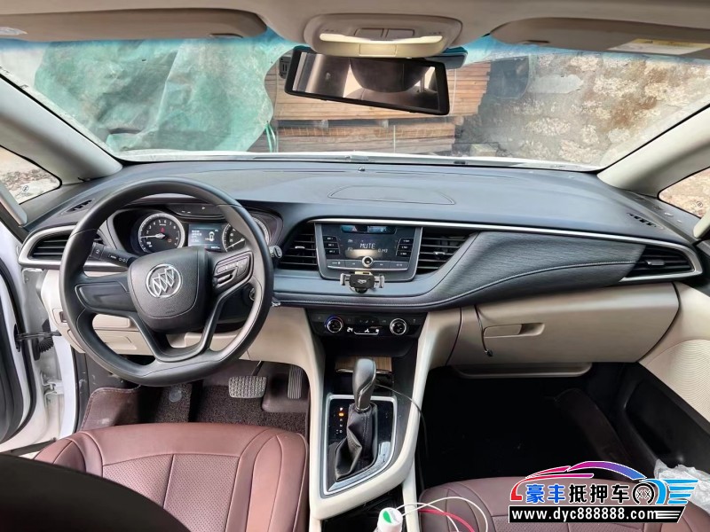 18年别克别克GL6SUV抵押车出售