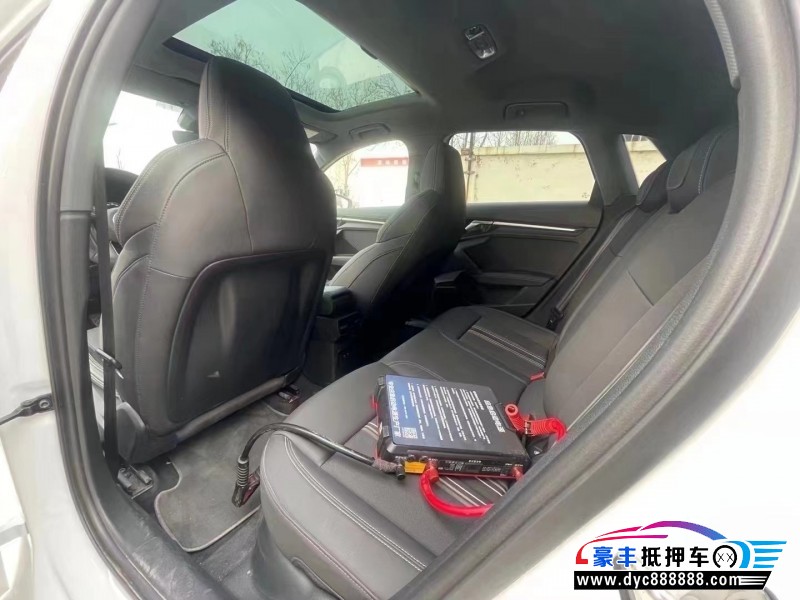 21年奥迪A3轿车抵押车出售