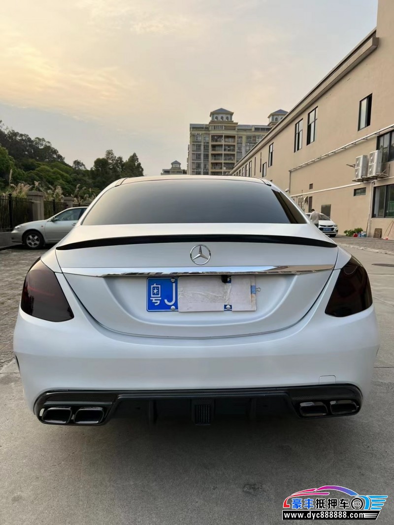 21年奔驰C轿车抵押车出售