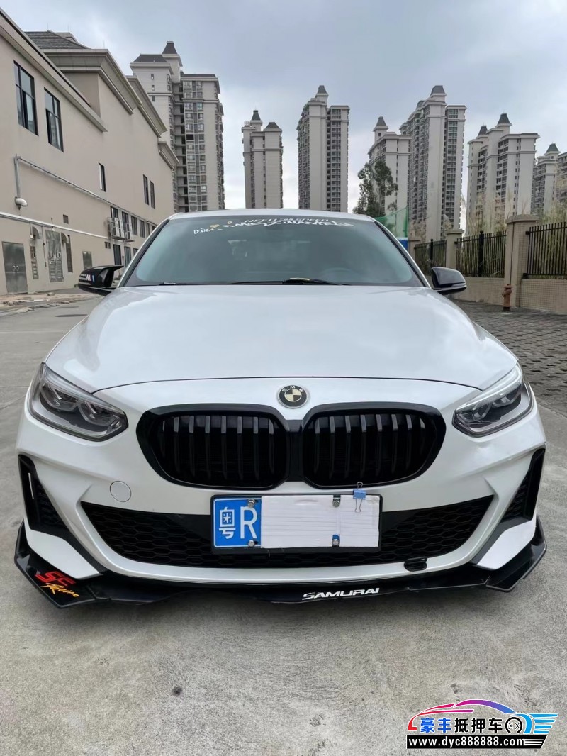 21年宝马1系轿车抵押车出售