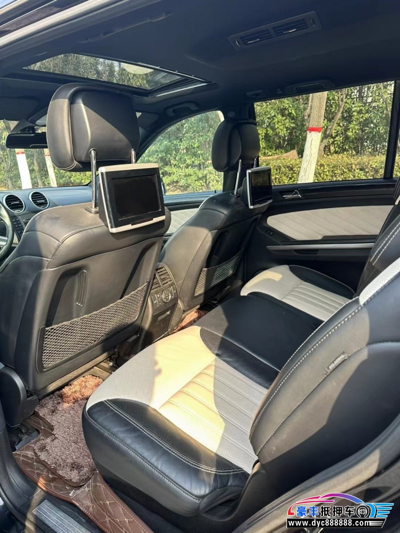 12年奔驰GL级SUV抵押车出售