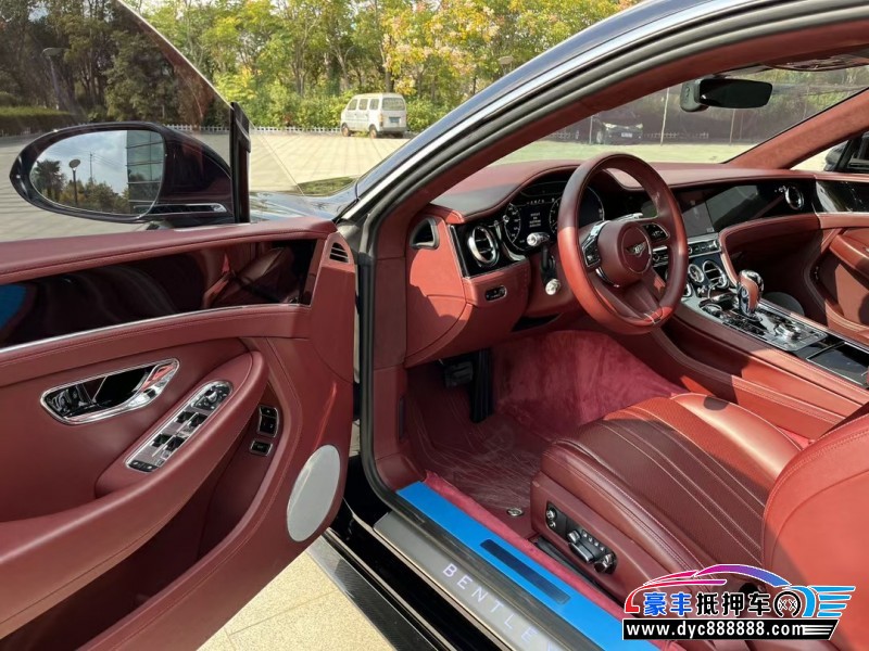 21年宾利欧陆轿车抵押车出售