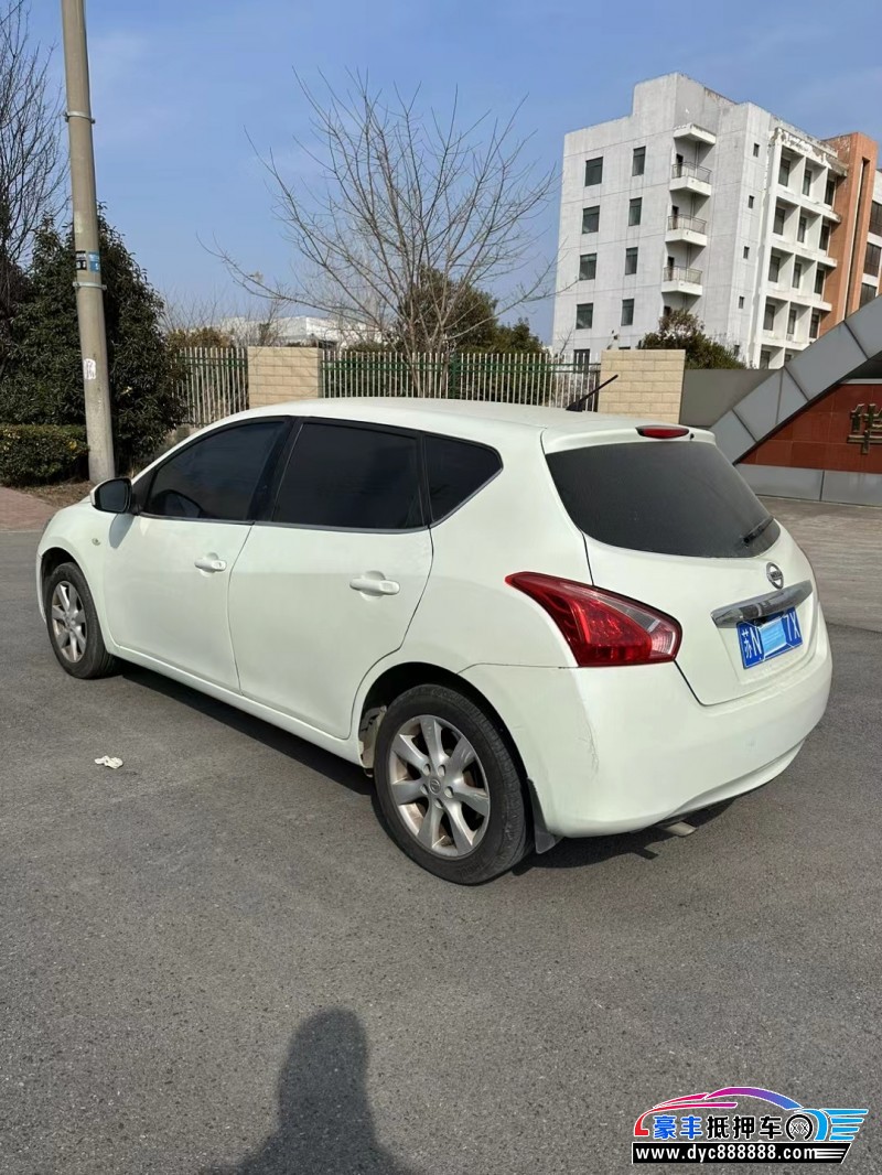 13年日产骐达轿车抵押车出售