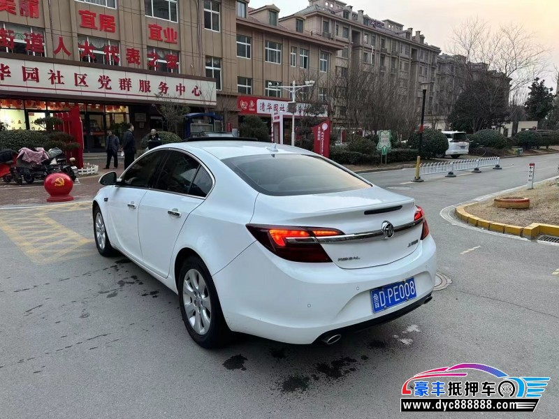 15年别克君威轿车抵押车出售