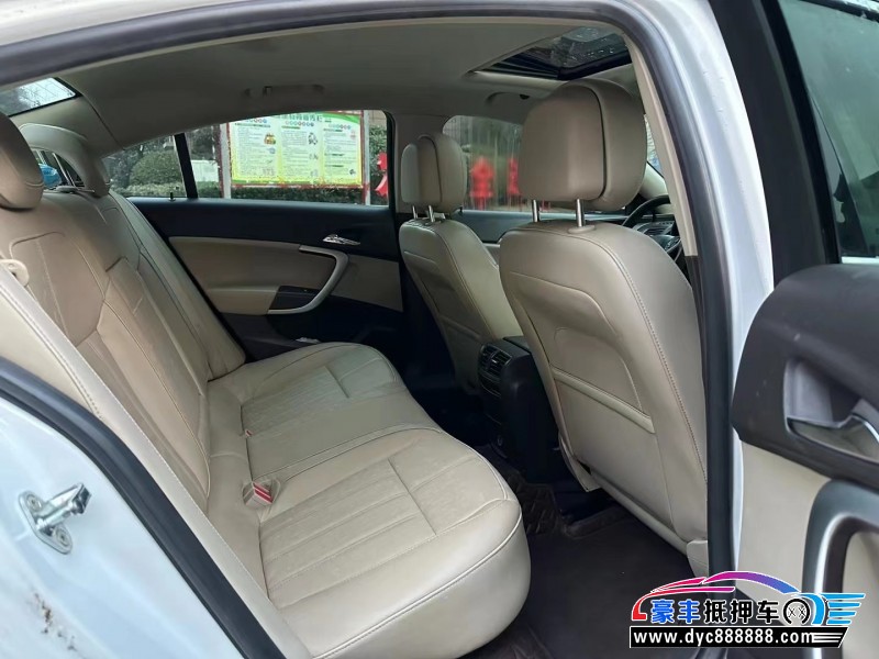 15年别克君威轿车抵押车出售