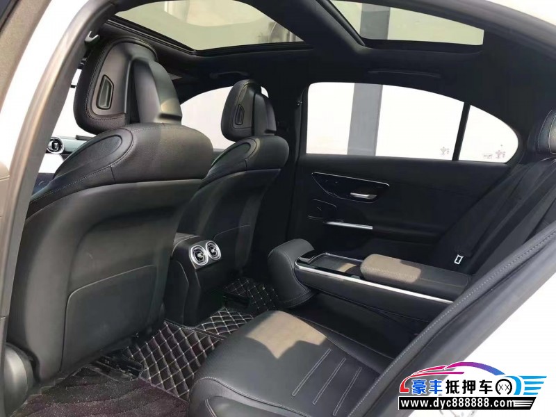 22年奔驰C轿车抵押车出售