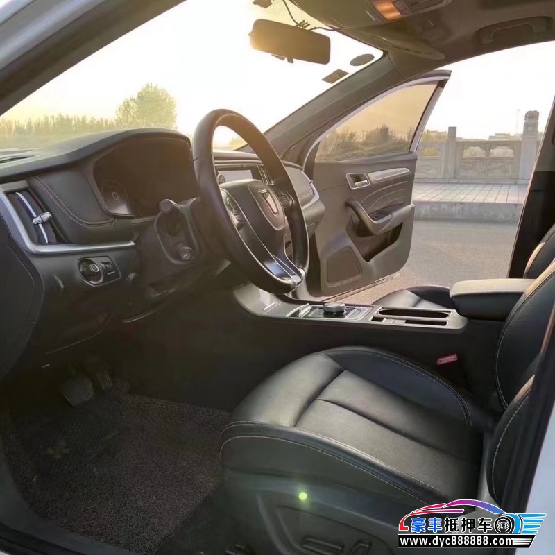 18年荣威ei6轿车抵押车出售