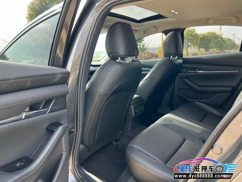 21年马自达3 Axela昂克赛拉轿车抵押车出售