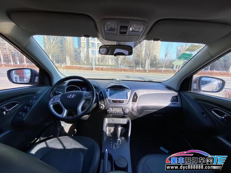 13年现代ix35SUV抵押车出售